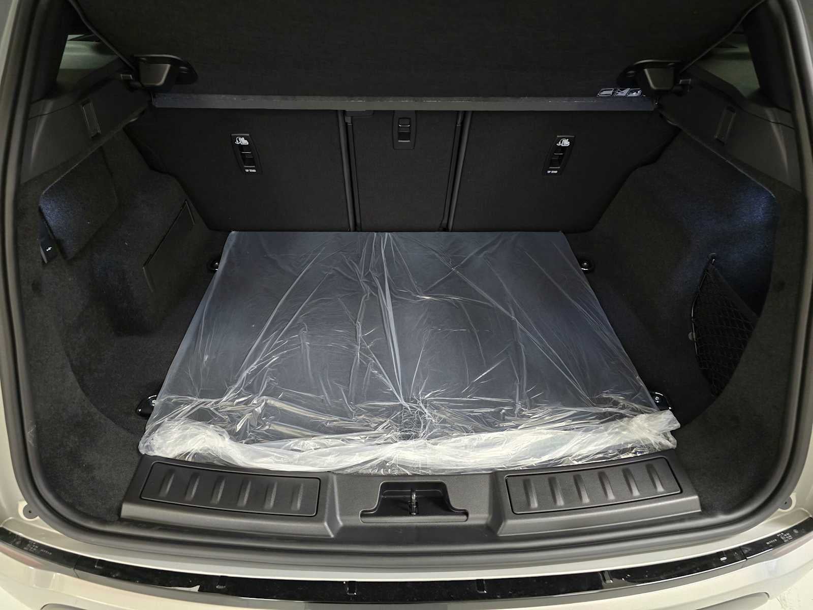 2026 Land Rover Range Rover Evoque Core S