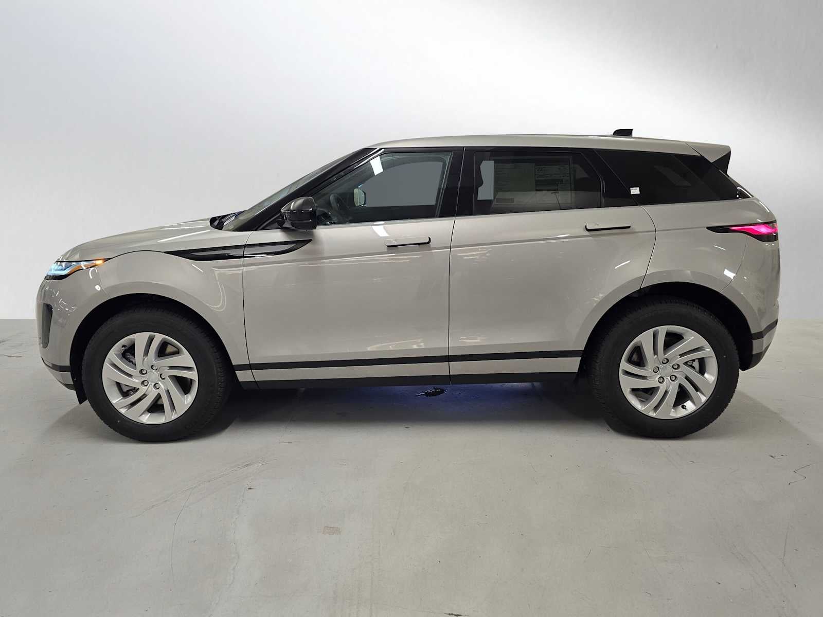 2026 Land Rover Range Rover Evoque Core S