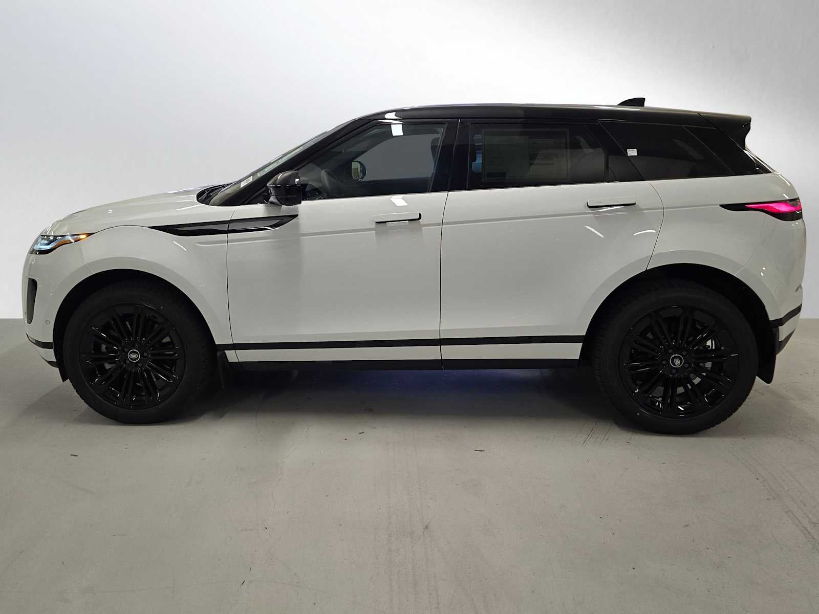 2026 Land Rover Range Rover Evoque Core S