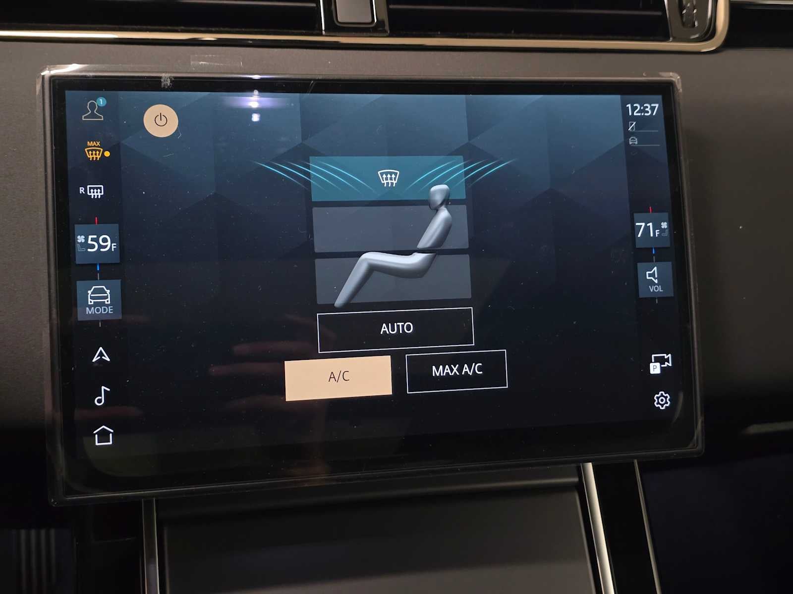2026 Land Rover Range Rover Evoque Core S