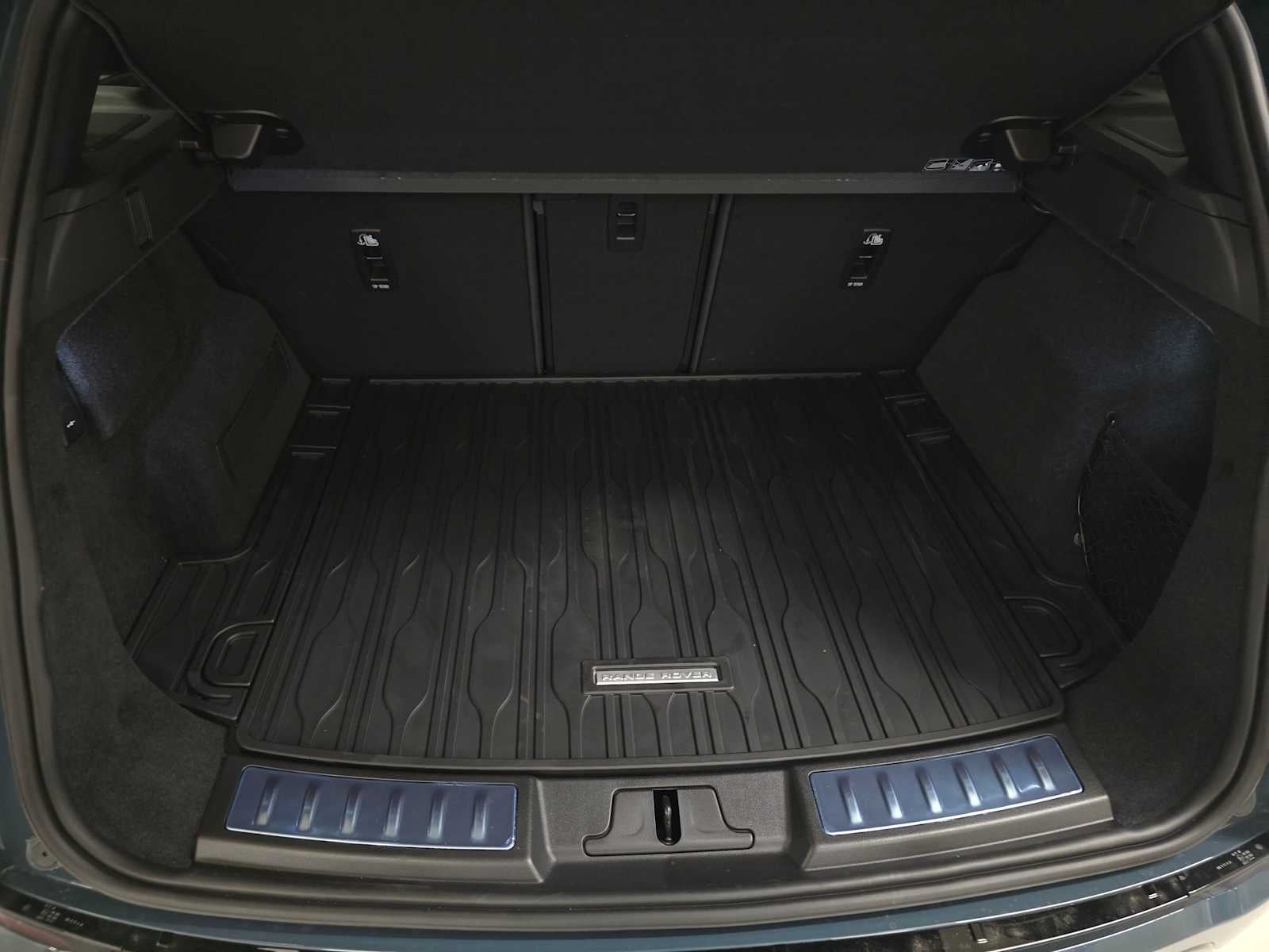 2026 Land Rover Range Rover Evoque Dynamic SE