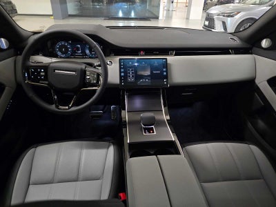 2026 Land Rover Range Rover Evoque Dynamic SE