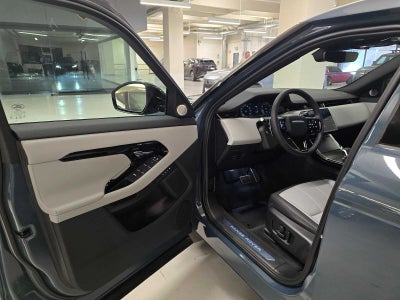 2026 Land Rover Range Rover Evoque Dynamic SE