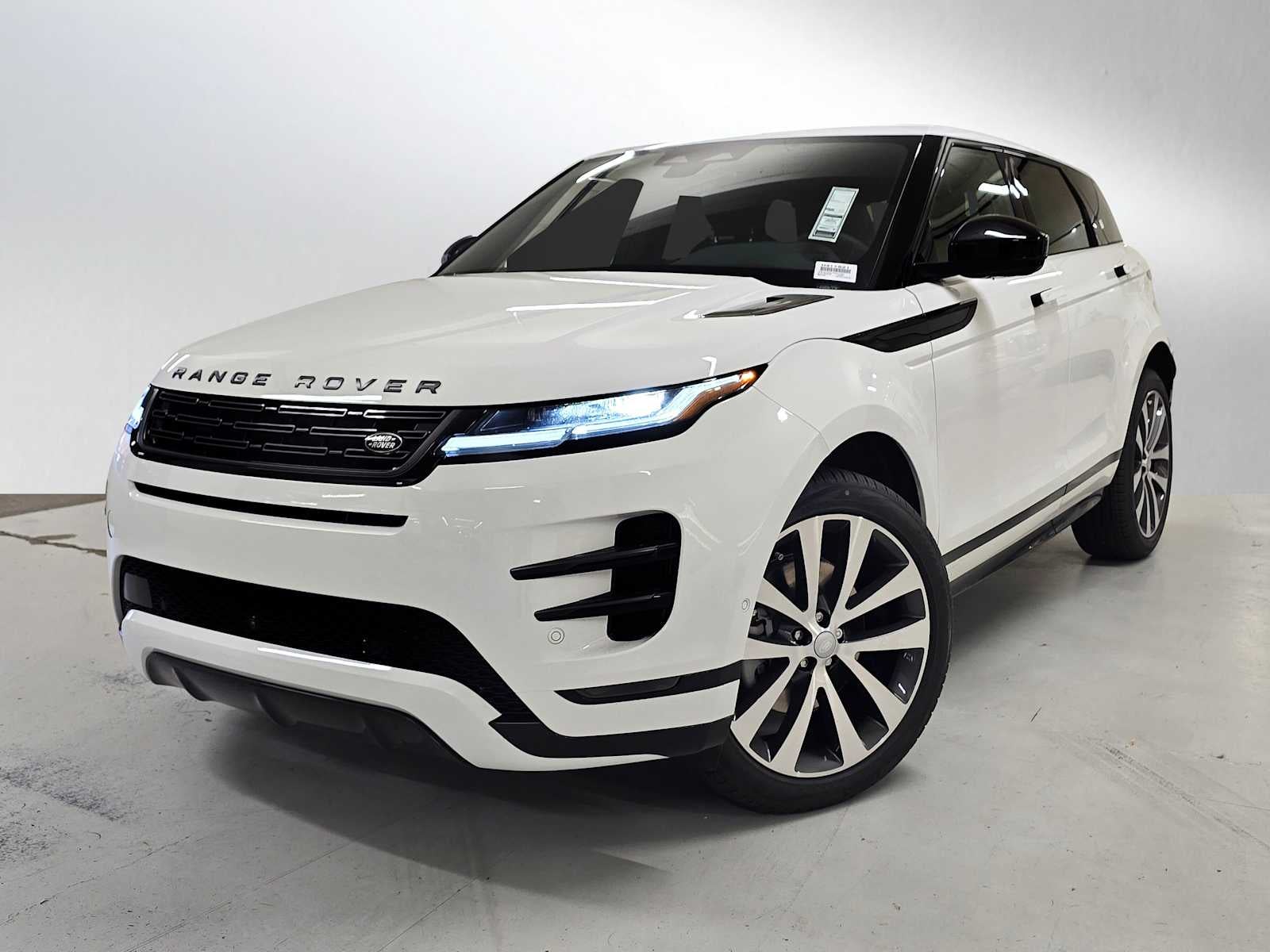 2026 Land Rover Range Rover Evoque Dynamic SE