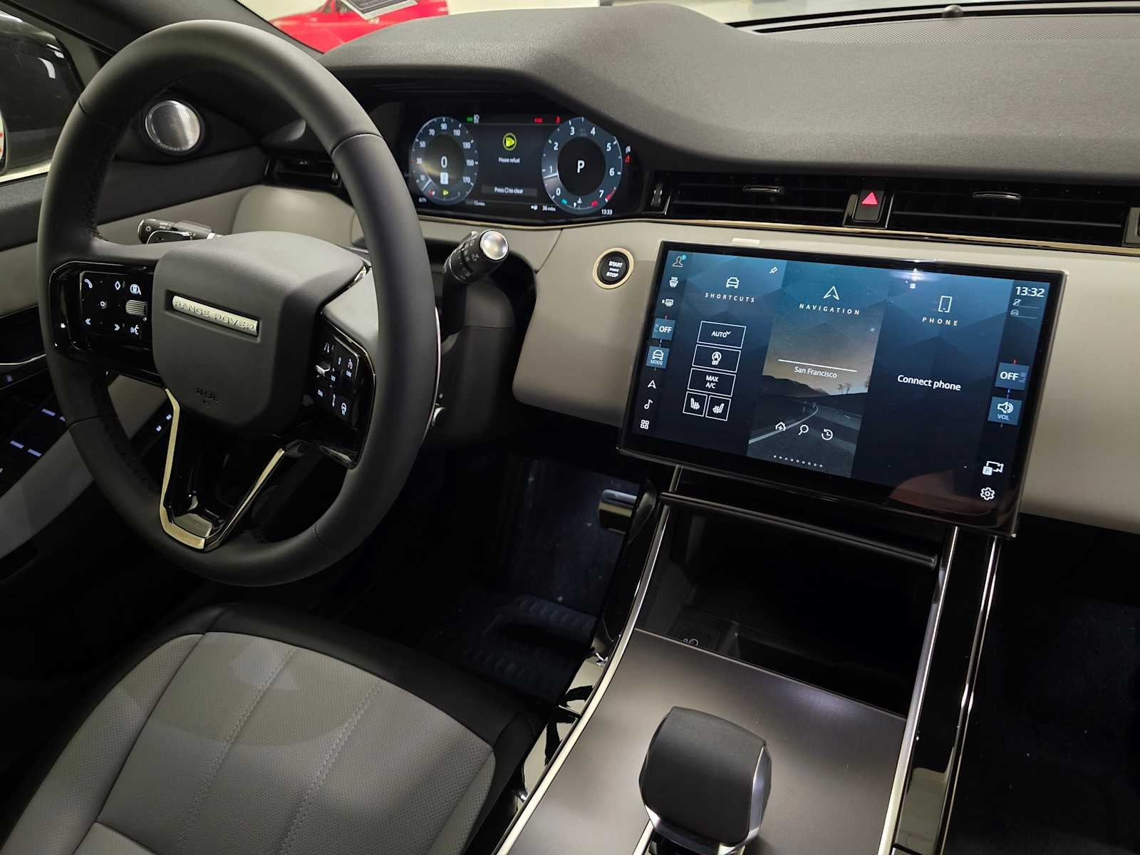 2026 Land Rover Range Rover Evoque Dynamic SE