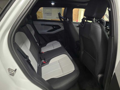 2026 Land Rover Range Rover Evoque Dynamic SE