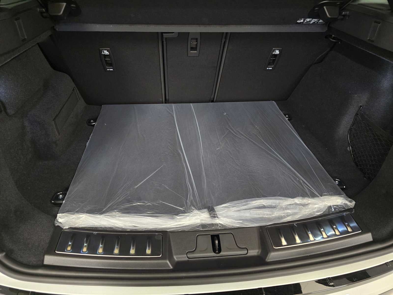 2026 Land Rover Range Rover Evoque Dynamic SE