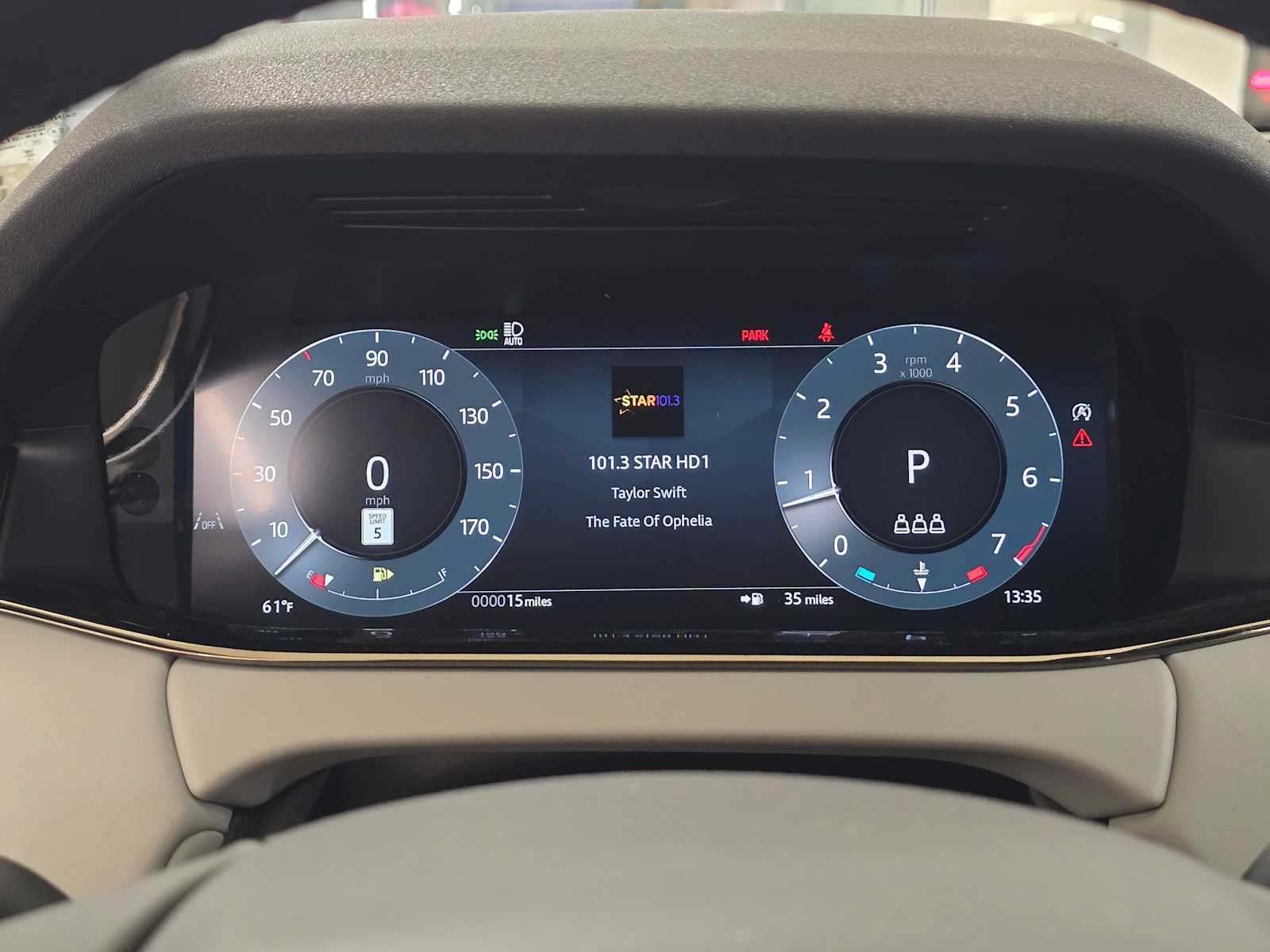 2026 Land Rover Range Rover Evoque Dynamic SE