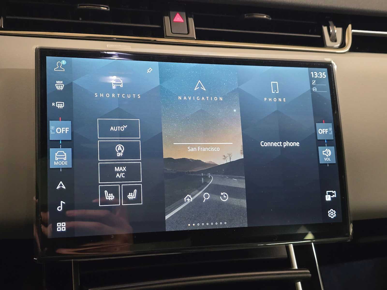 2026 Land Rover Range Rover Evoque Dynamic SE