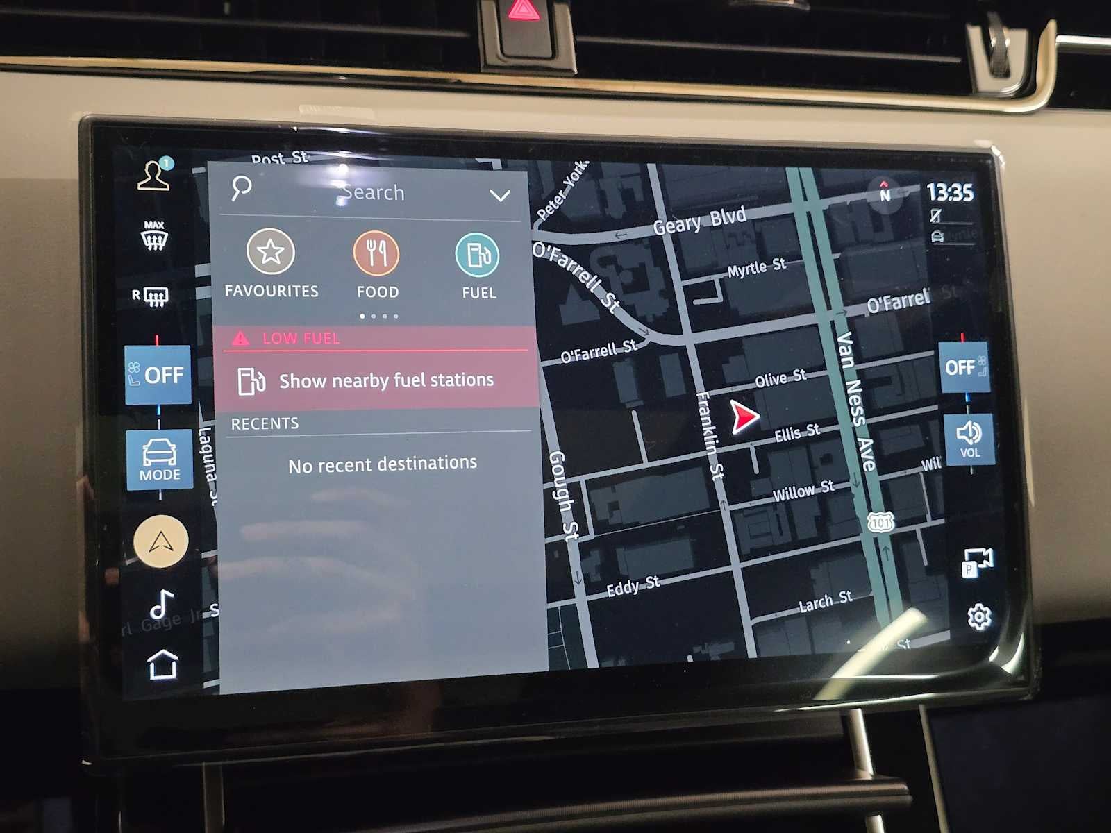 2026 Land Rover Range Rover Evoque Dynamic SE