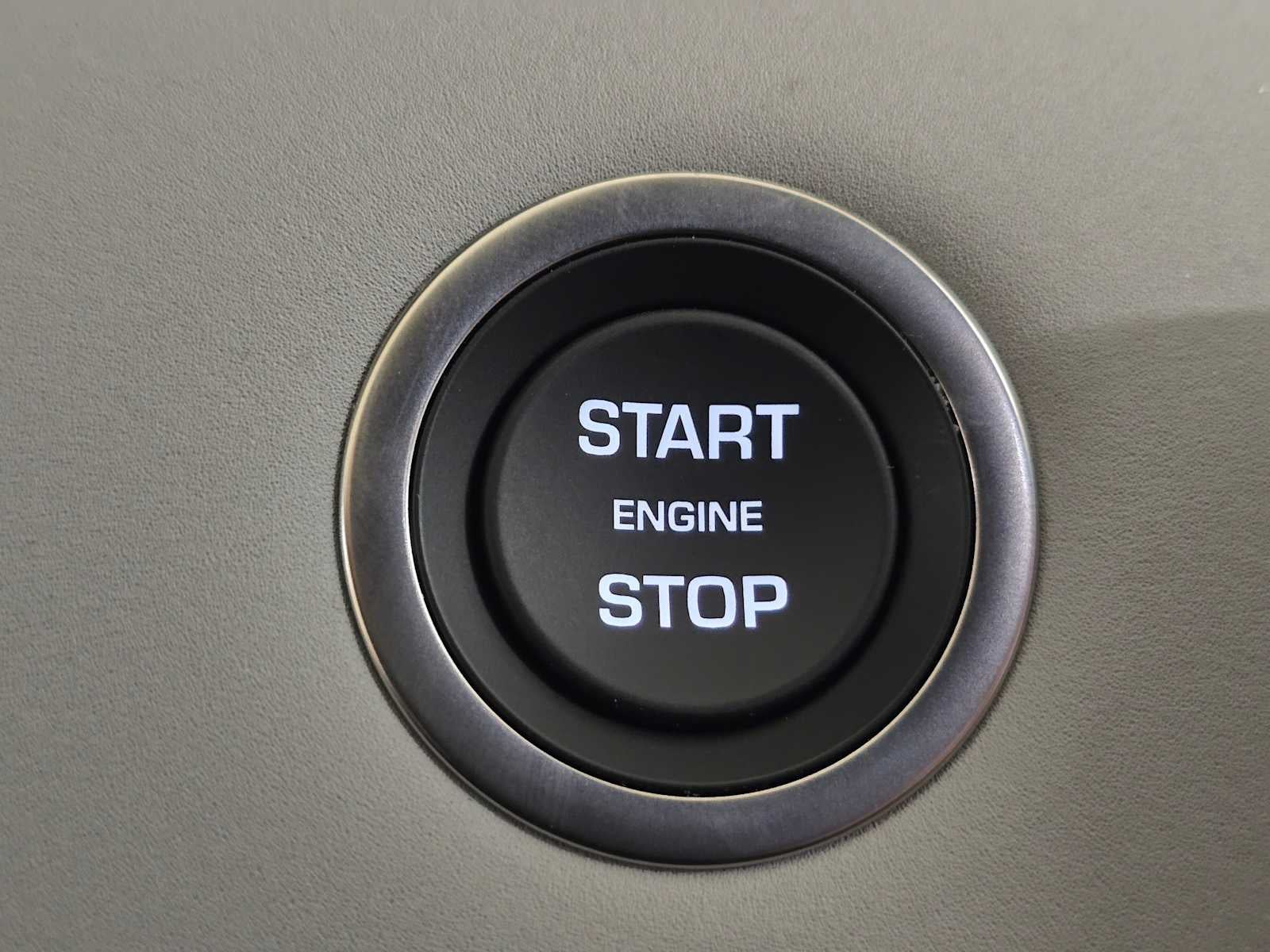 2026 Land Rover Range Rover Evoque Dynamic SE