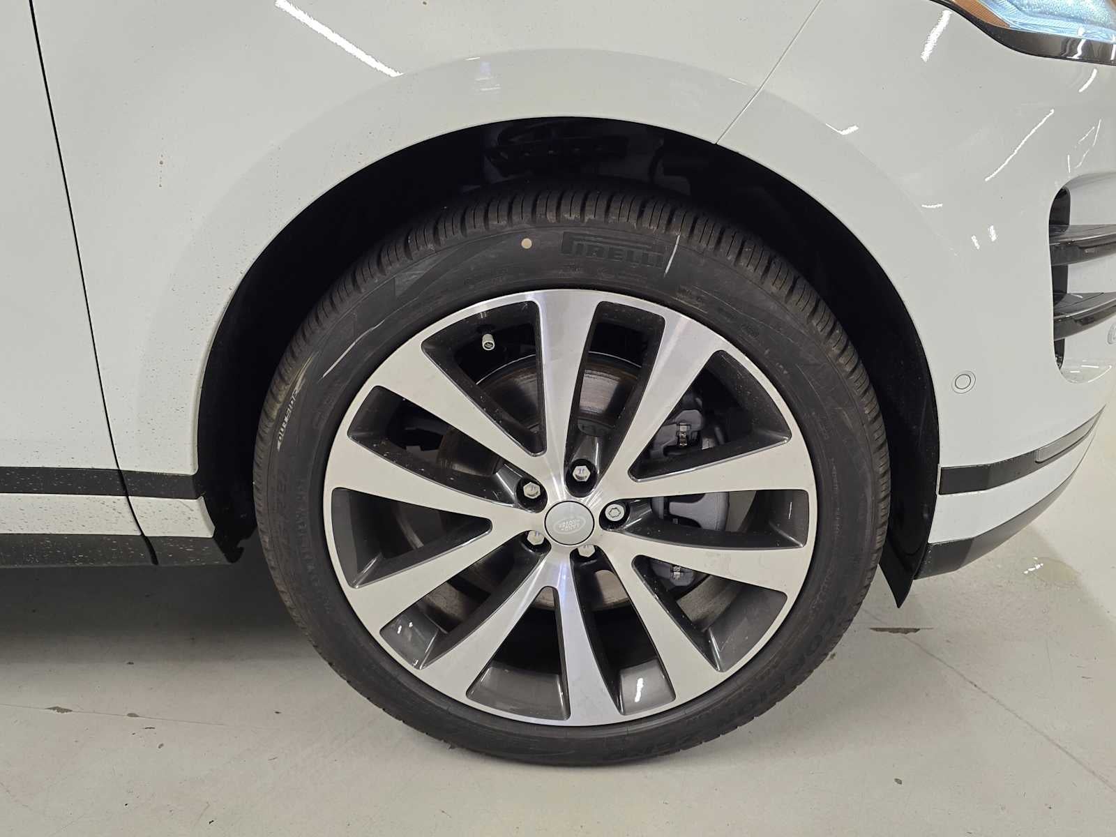 2026 Land Rover Range Rover Evoque Dynamic SE