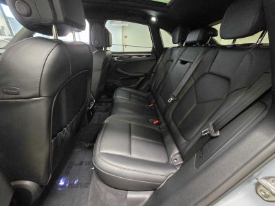 2025 Porsche Macan AWD