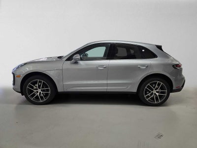 2025 Porsche Macan AWD