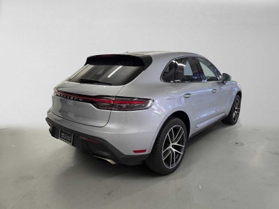 2025 Porsche Macan AWD