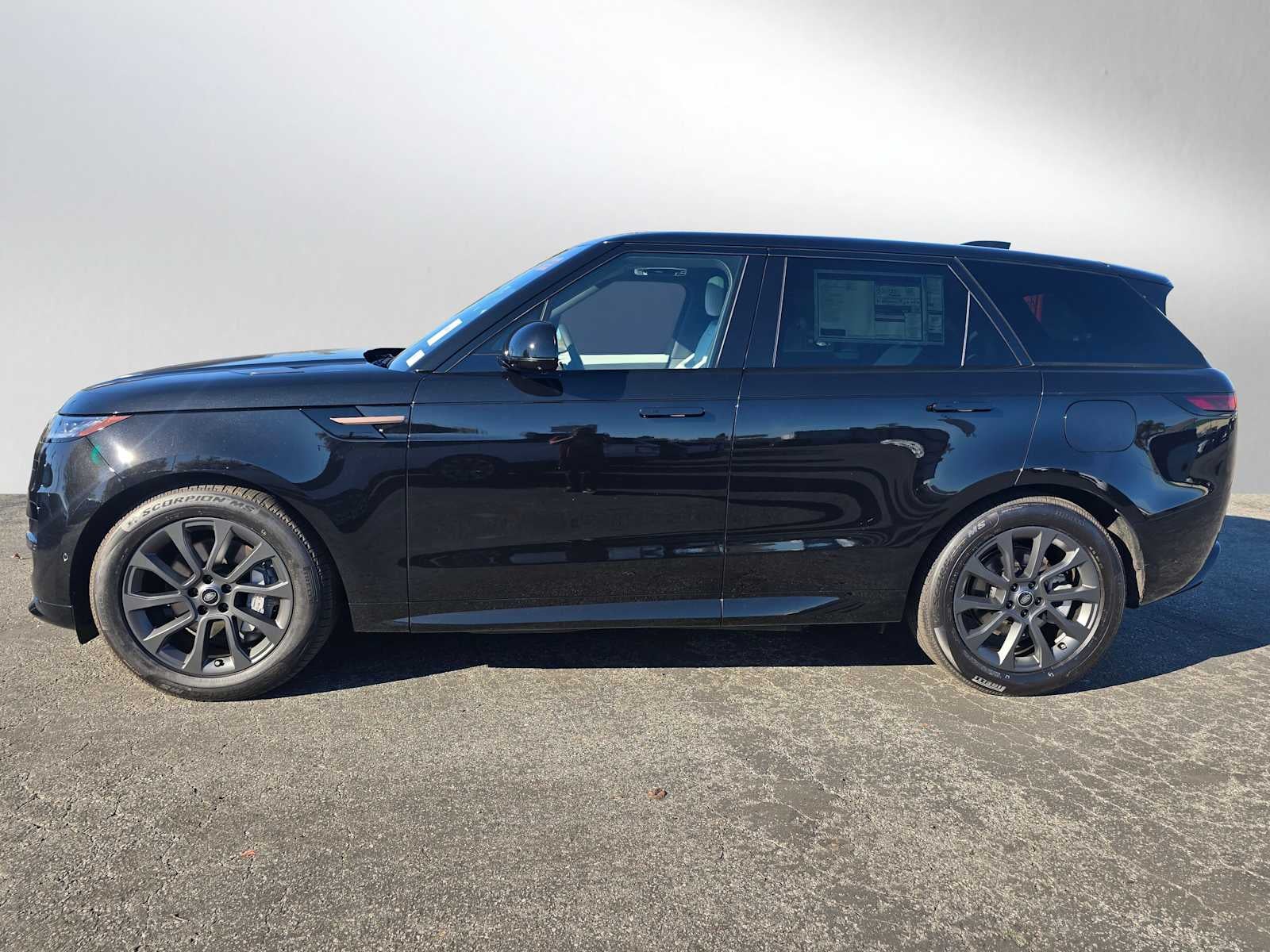2025 Land Rover Range Rover Sport Dynamic SE