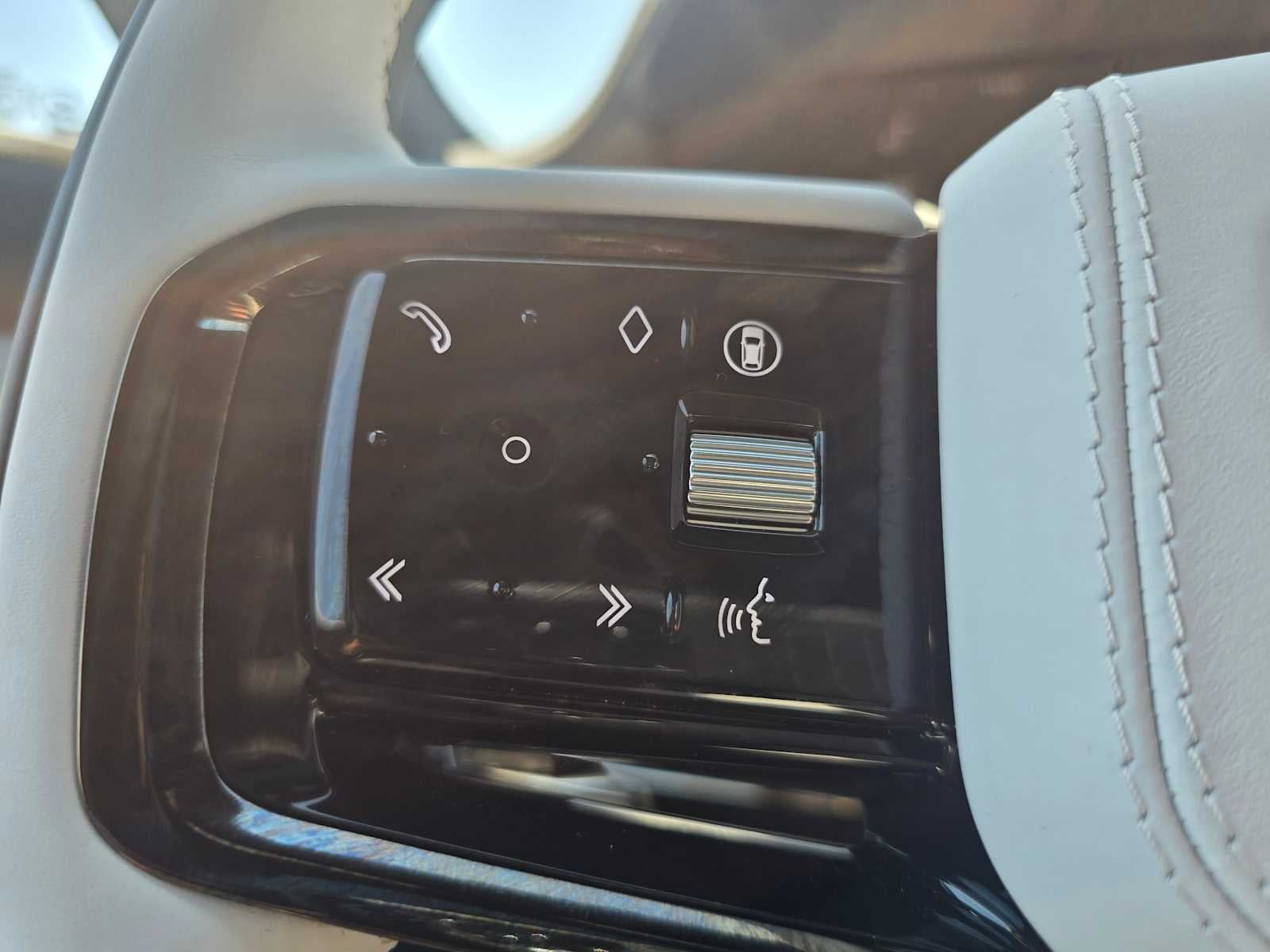 2026 Land Rover Range Rover Sport Dynamic SE