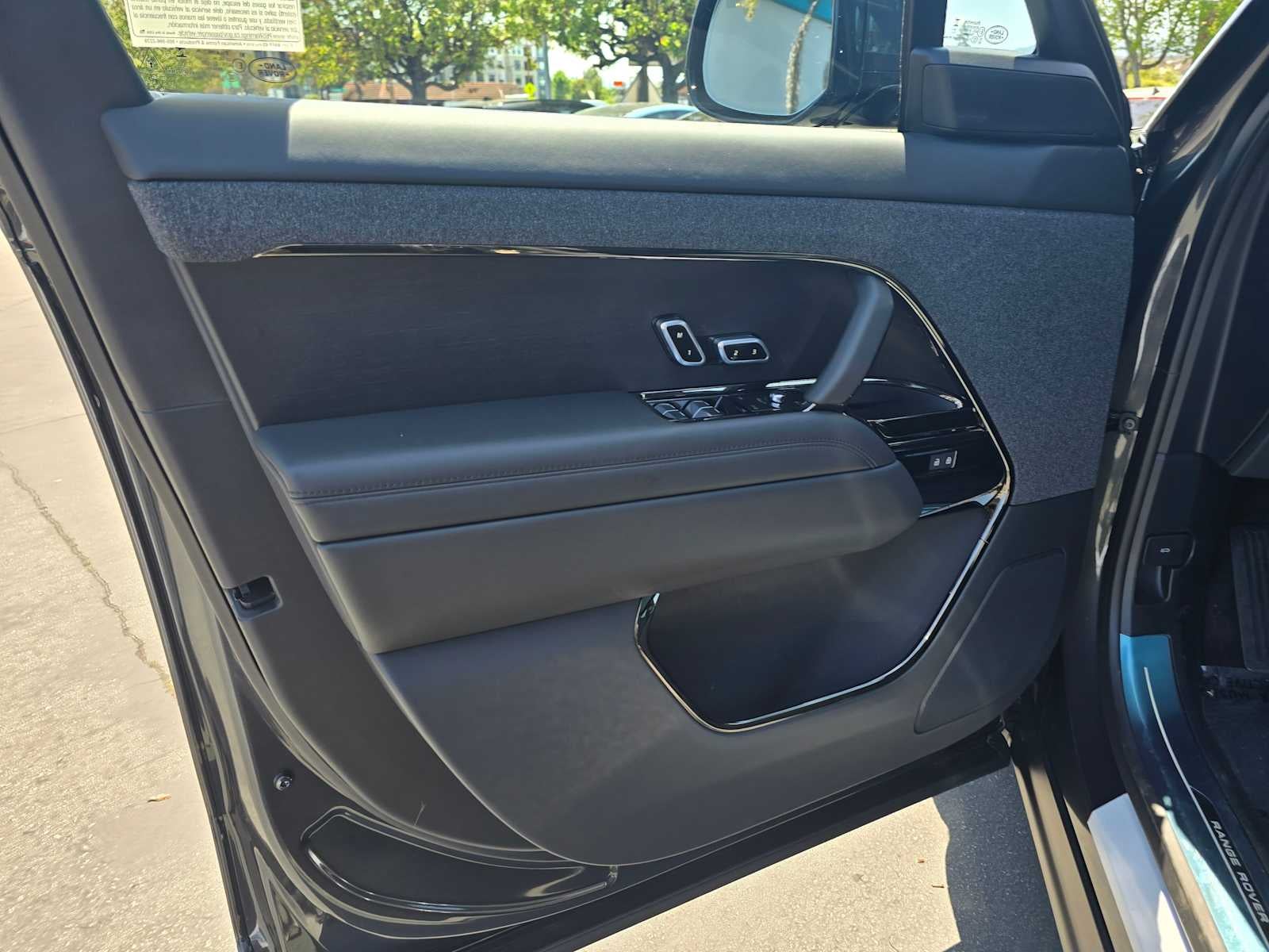 2025 Land Rover Range Rover Sport Dynamic SE