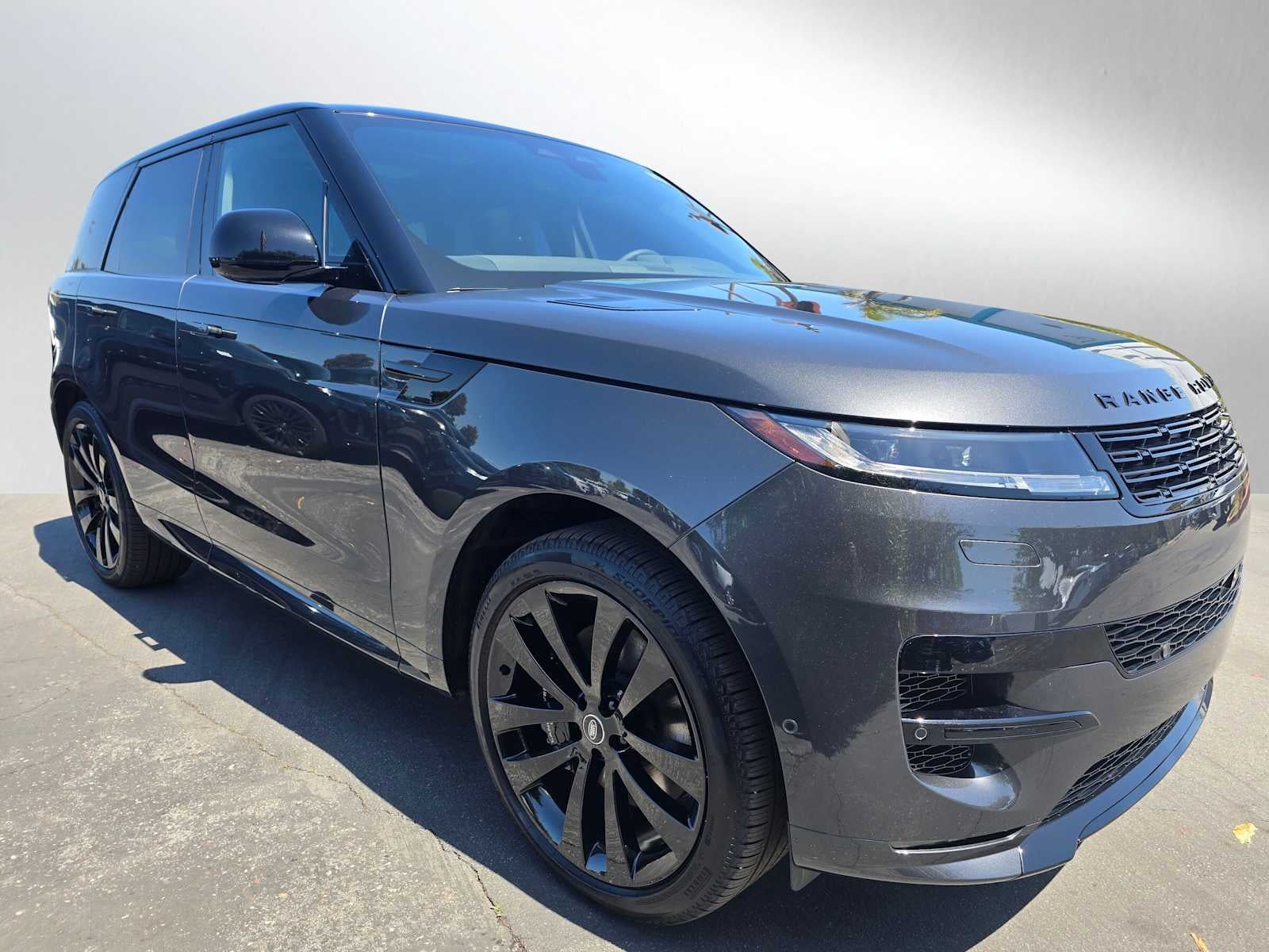 2025 Land Rover Range Rover Sport Dynamic SE