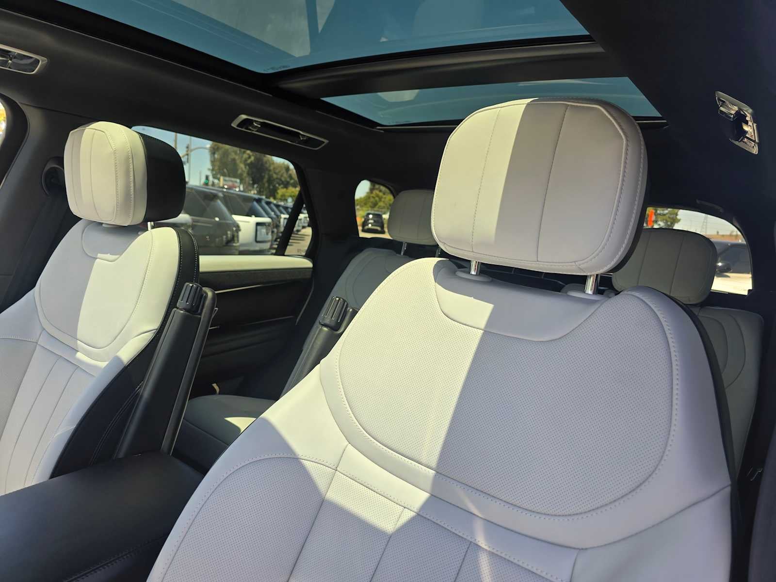 2026 Land Rover Range Rover Sport Dynamic SE