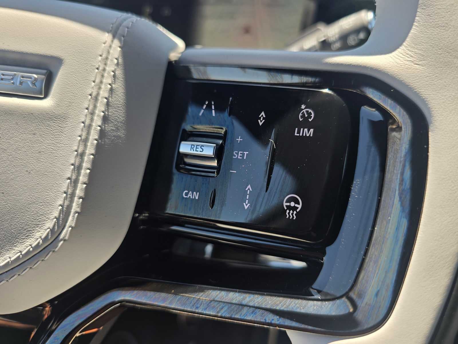 2026 Land Rover Range Rover Sport Dynamic SE