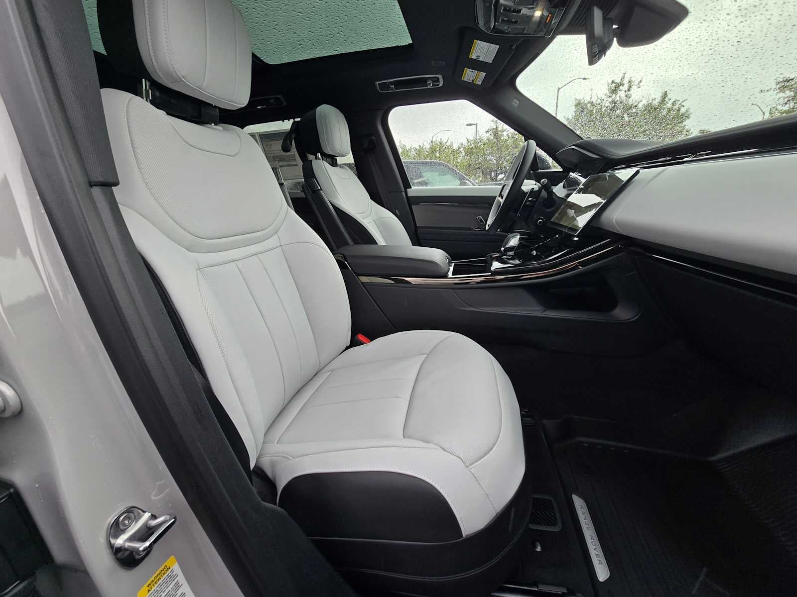 2026 Land Rover Range Rover Sport Dynamic SE