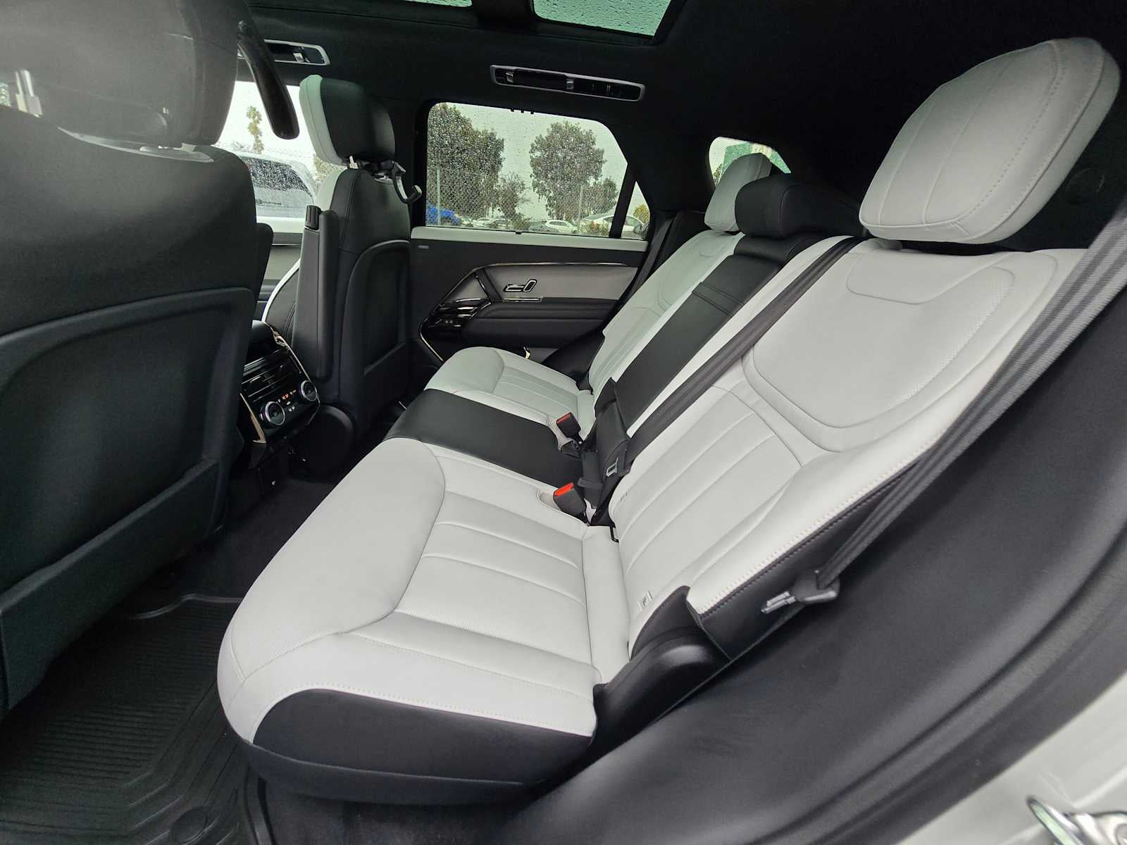 2026 Land Rover Range Rover Sport Dynamic SE