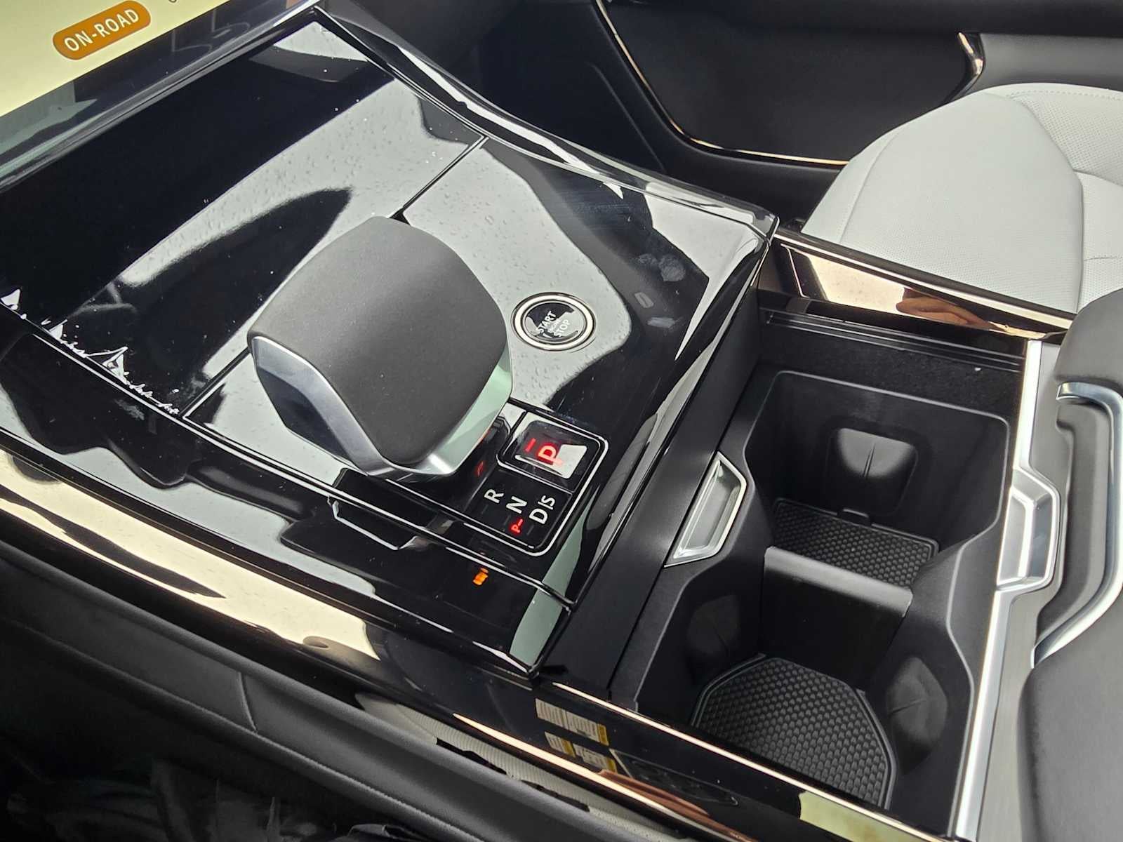 2026 Land Rover Range Rover Sport Dynamic SE