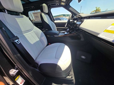2026 Land Rover Range Rover Sport Dynamic SE