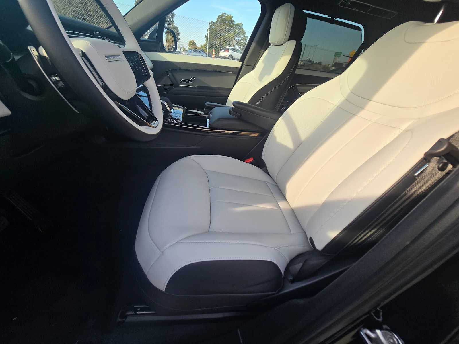 2026 Land Rover Range Rover Sport Dynamic SE