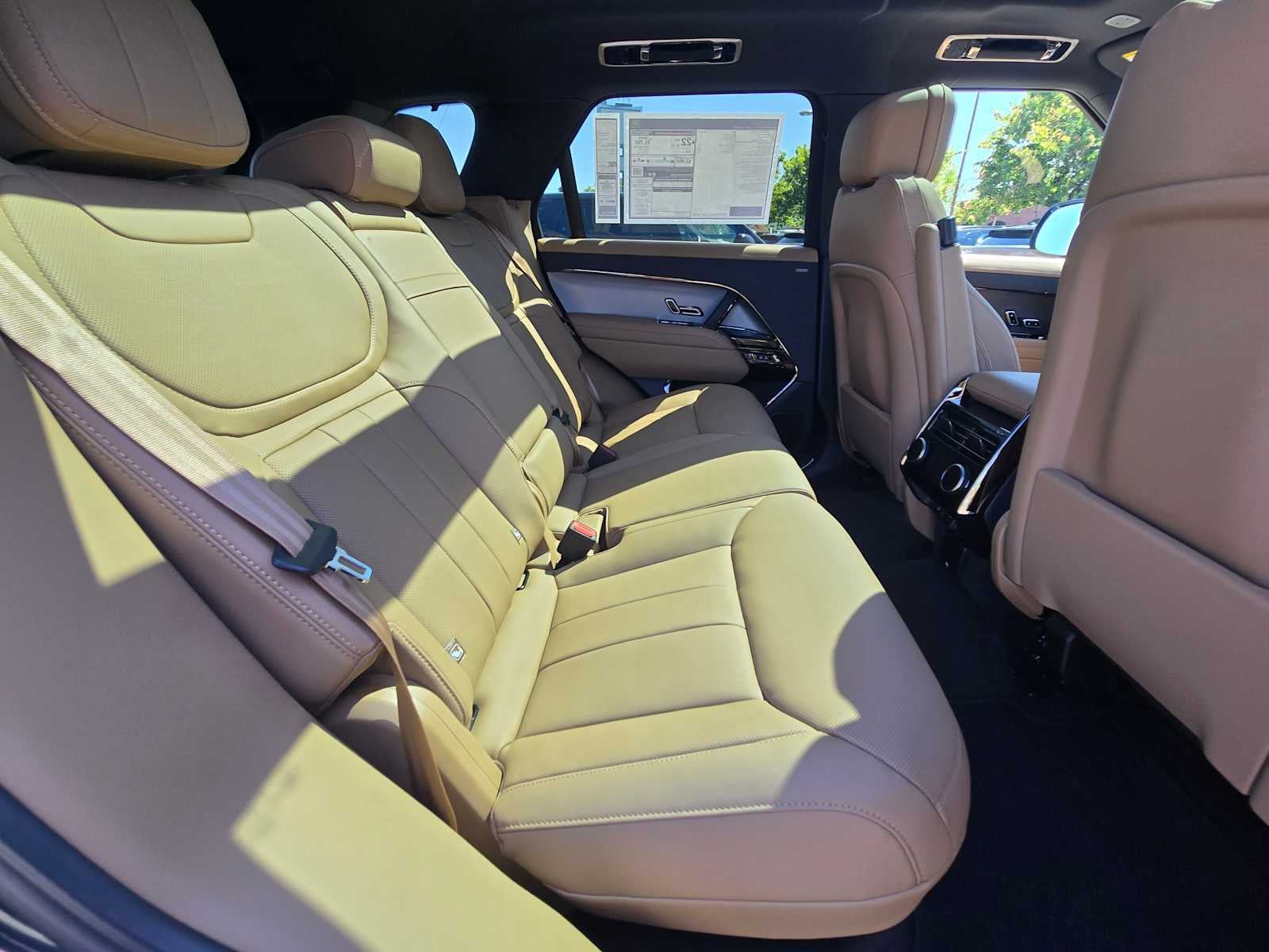 2026 Land Rover Range Rover Sport SE