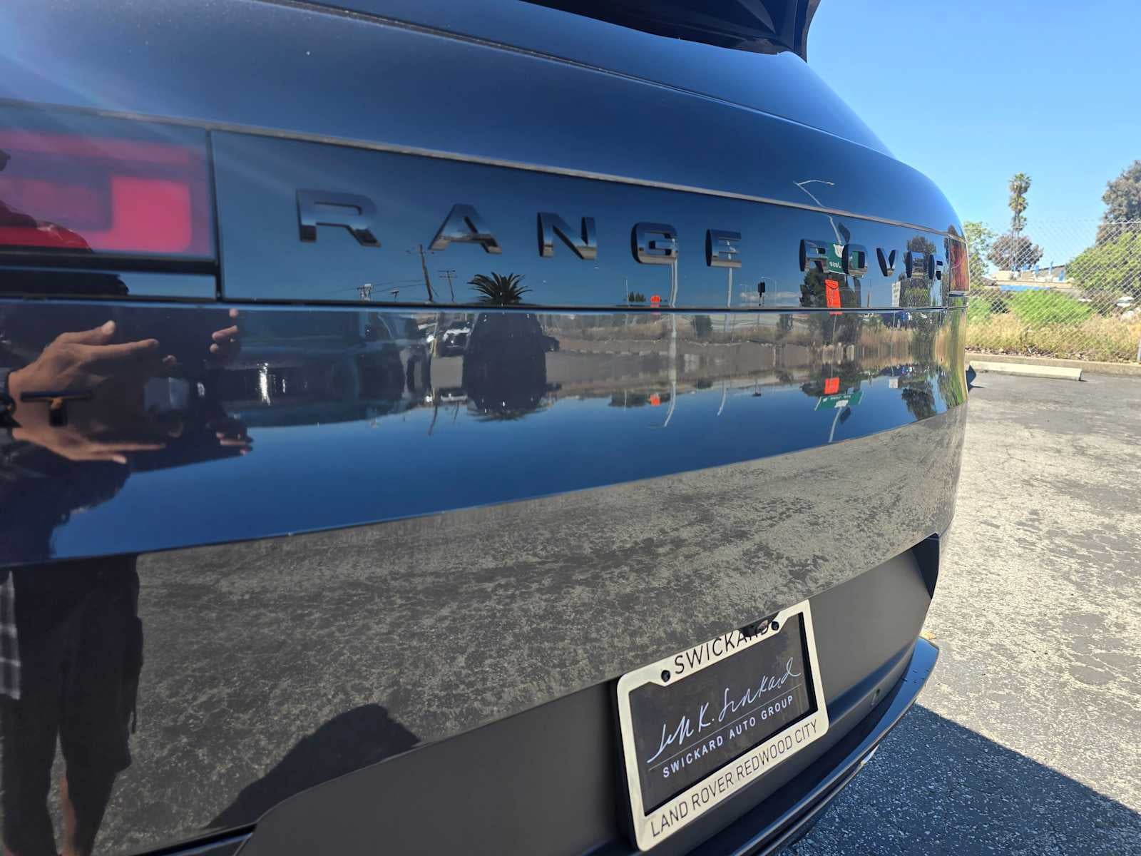 2026 Land Rover Range Rover Sport SE