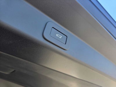 2026 Land Rover Range Rover Sport SE