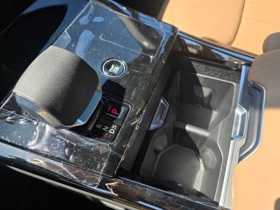 2026 Land Rover Range Rover Sport SE