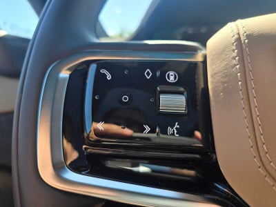 2026 Land Rover Range Rover Sport SE