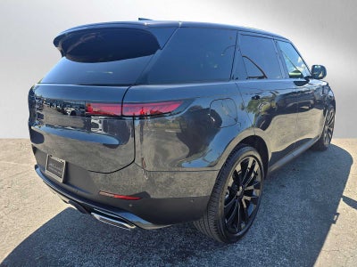 2026 Land Rover Range Rover Sport SE