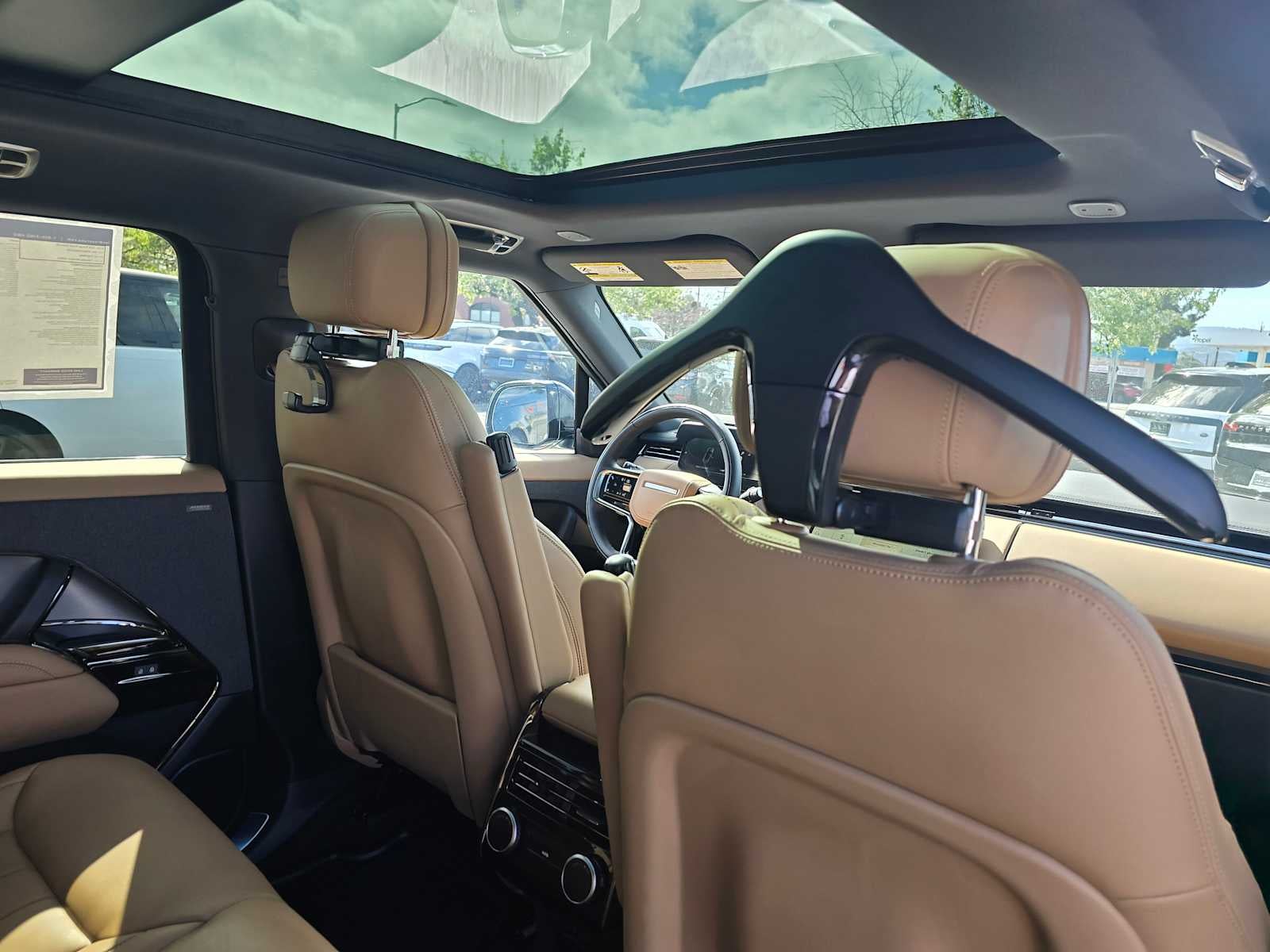 2026 Land Rover Range Rover Sport SE