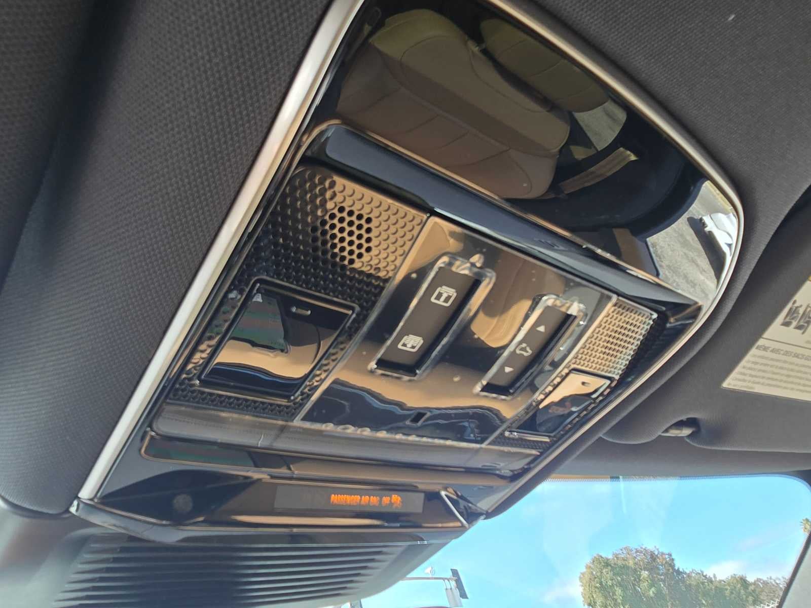 2026 Land Rover Range Rover Sport SE