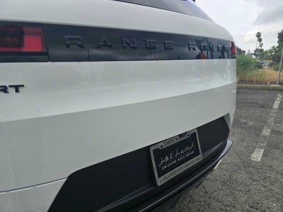 2026 Land Rover Range Rover Sport SE