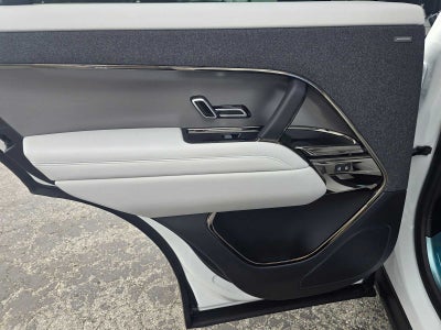 2026 Land Rover Range Rover Sport SE