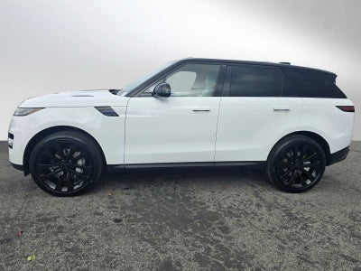 2026 Land Rover Range Rover Sport SE