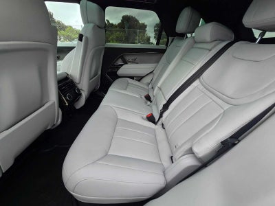 2026 Land Rover Range Rover Sport SE