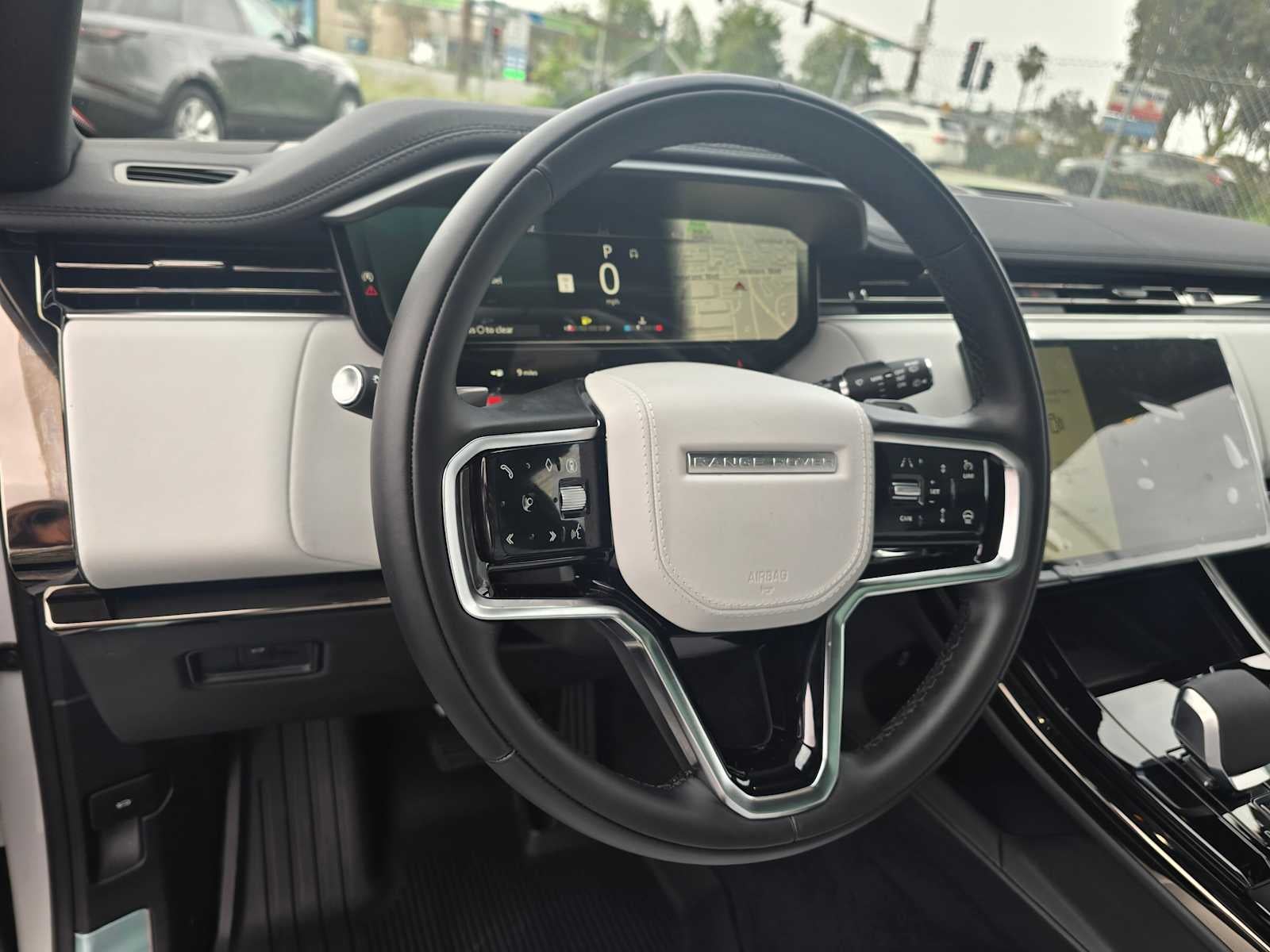 2026 Land Rover Range Rover Sport SE