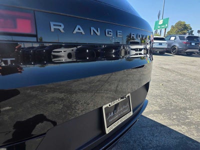 2026 Land Rover Range Rover Sport SE