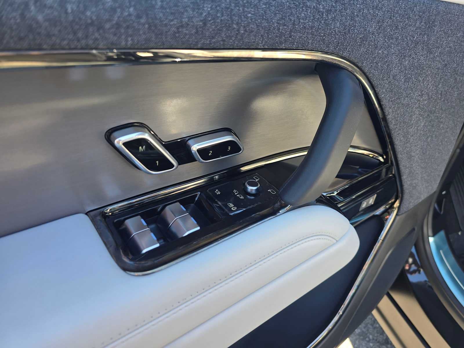 2026 Land Rover Range Rover Sport SE