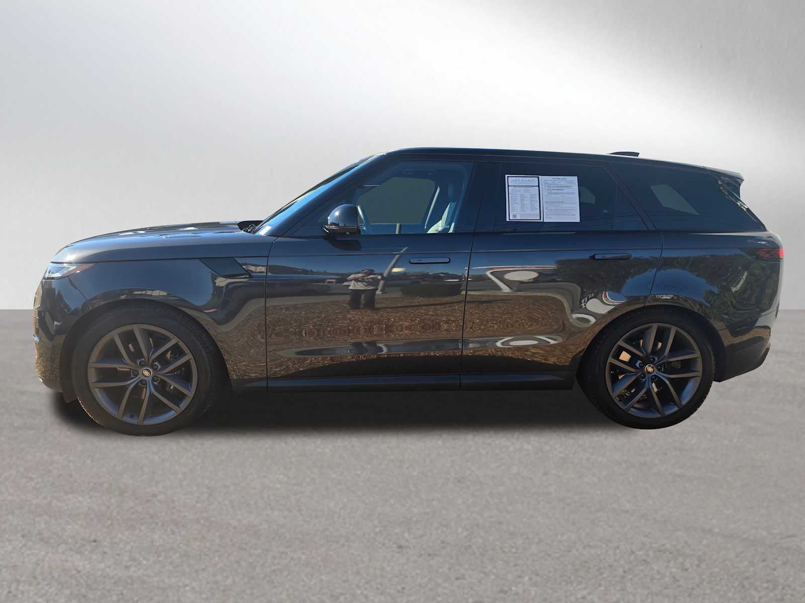 2024 Land Rover Range Rover Sport SE