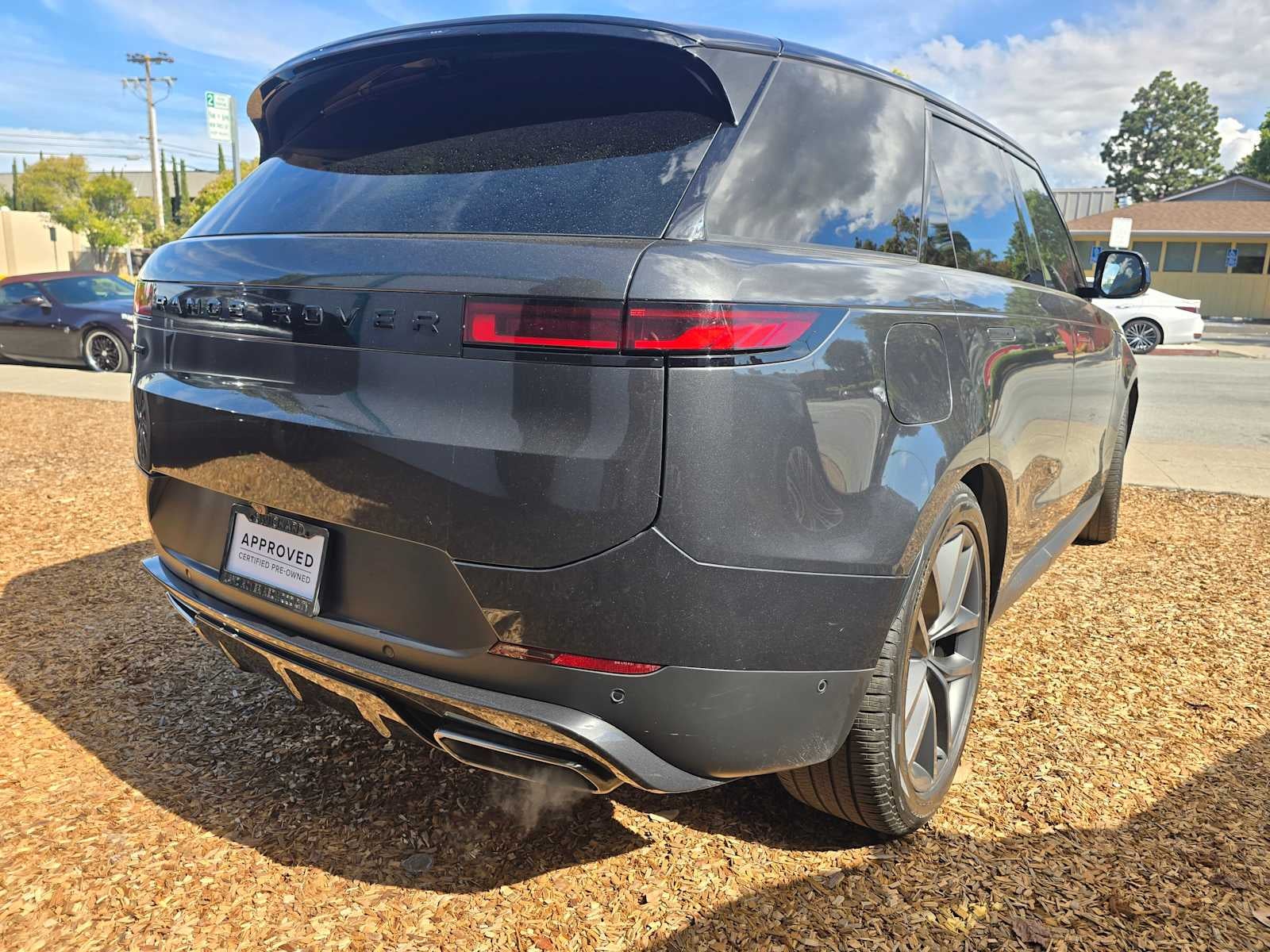 2024 Land Rover Range Rover Sport SE