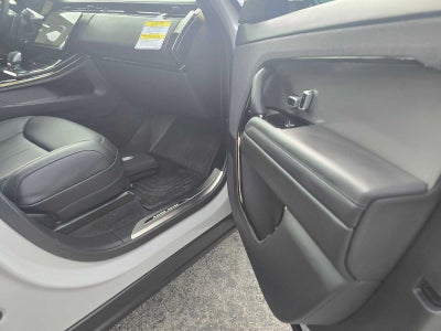 2025 Land Rover Range Rover Sport SE