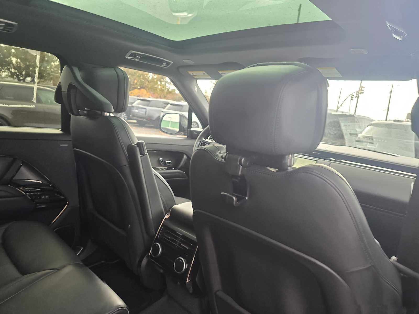 2025 Land Rover Range Rover Sport SE