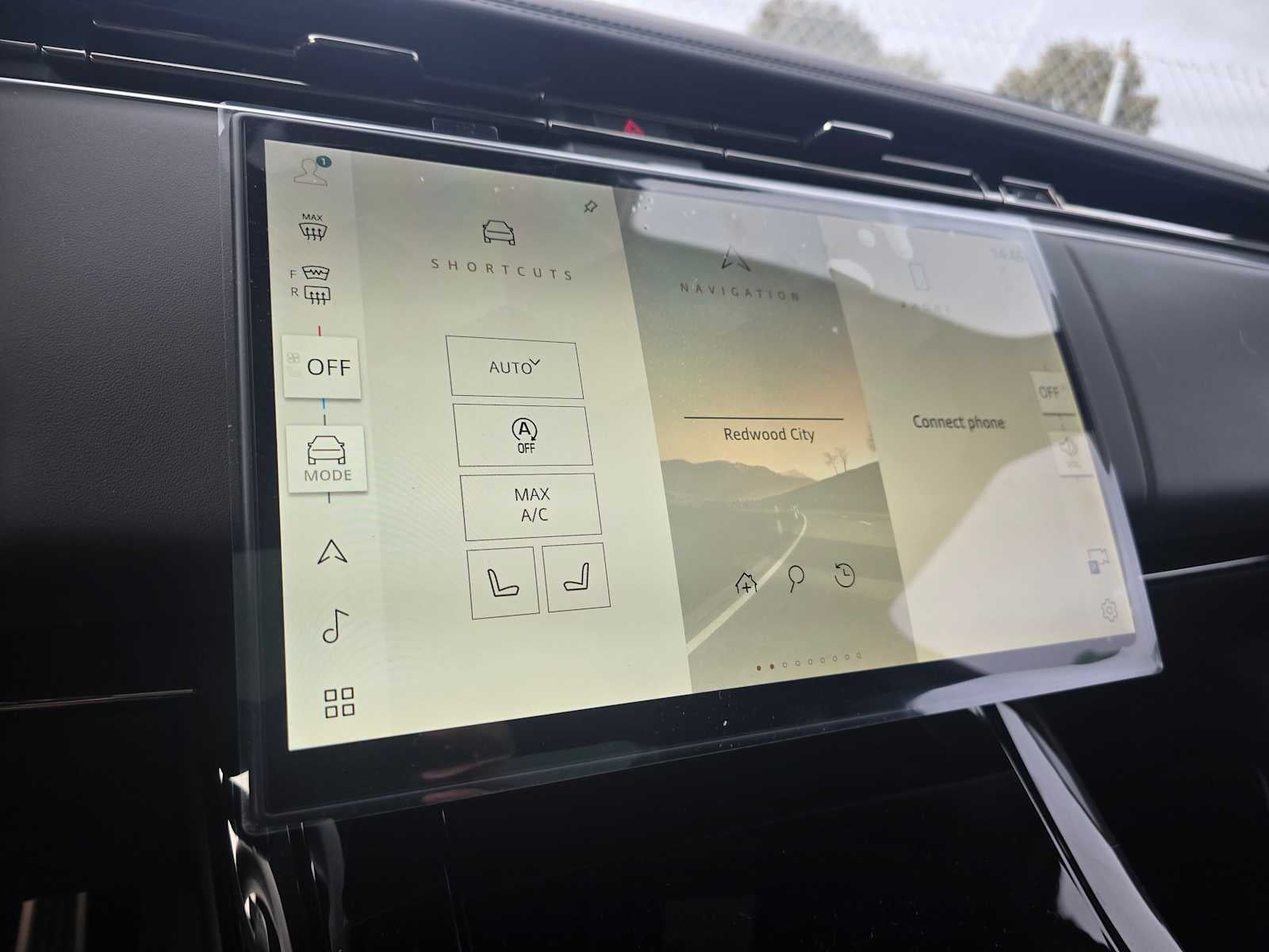 2025 Land Rover Range Rover Sport SE